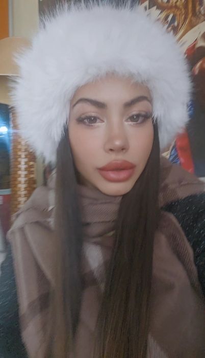 Дамска шапка с косъм