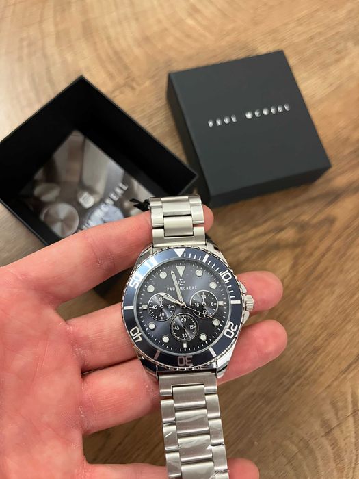 Часовник Paul McNeal