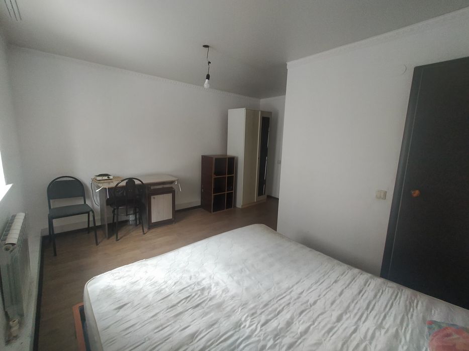 Сдаётся комната в  чубаре