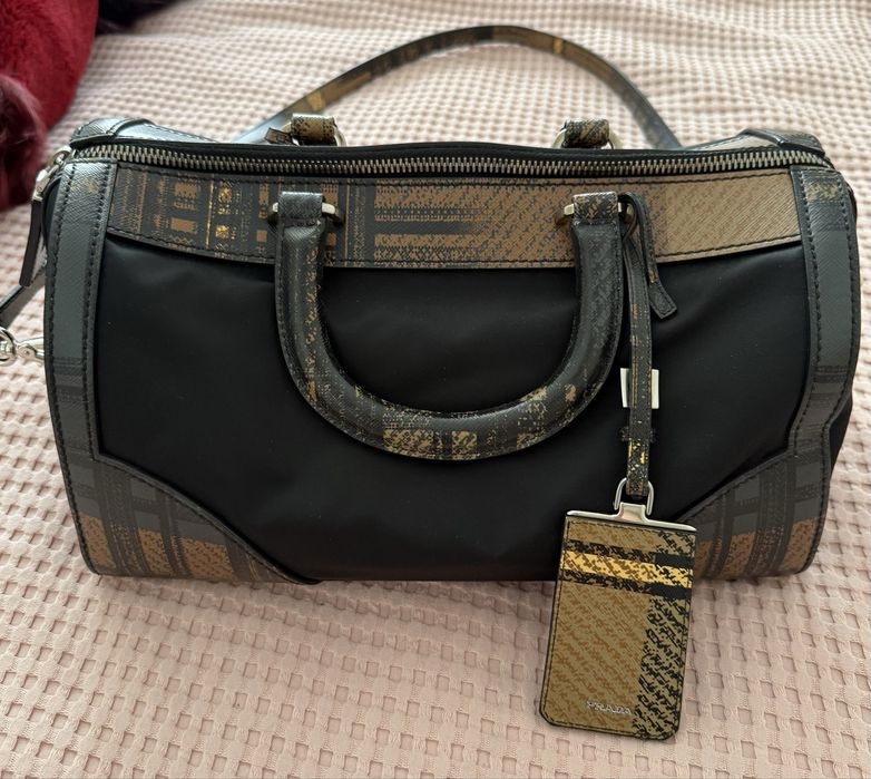 Дамска чанта PRADA