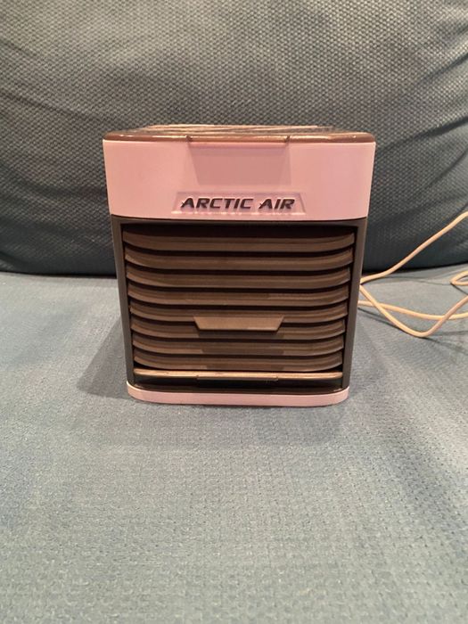 Мини охладител Arctic Air – компактен и удобен