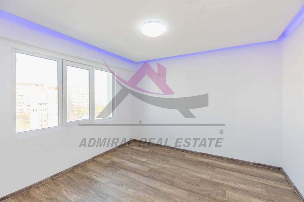 Продава се Тристаен апартамент в Варна, Владислав Варненчик - 65 кв.м за 1059 €/кв.м - Снимка #2