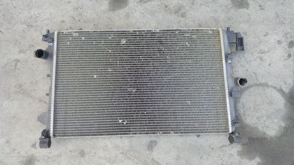 radiator apa opel vectra c 1.9 cdti 13196477