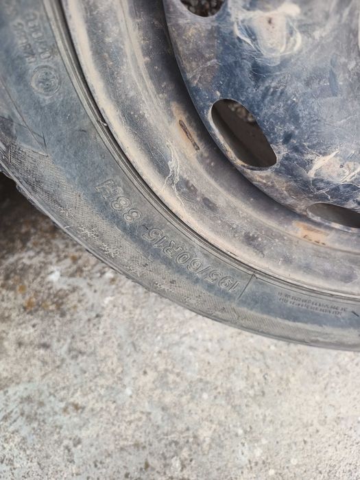 Зимни гуми с джанти 195/60/15