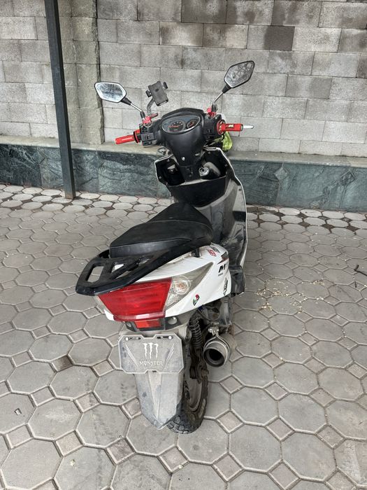 Продам мопде м 8