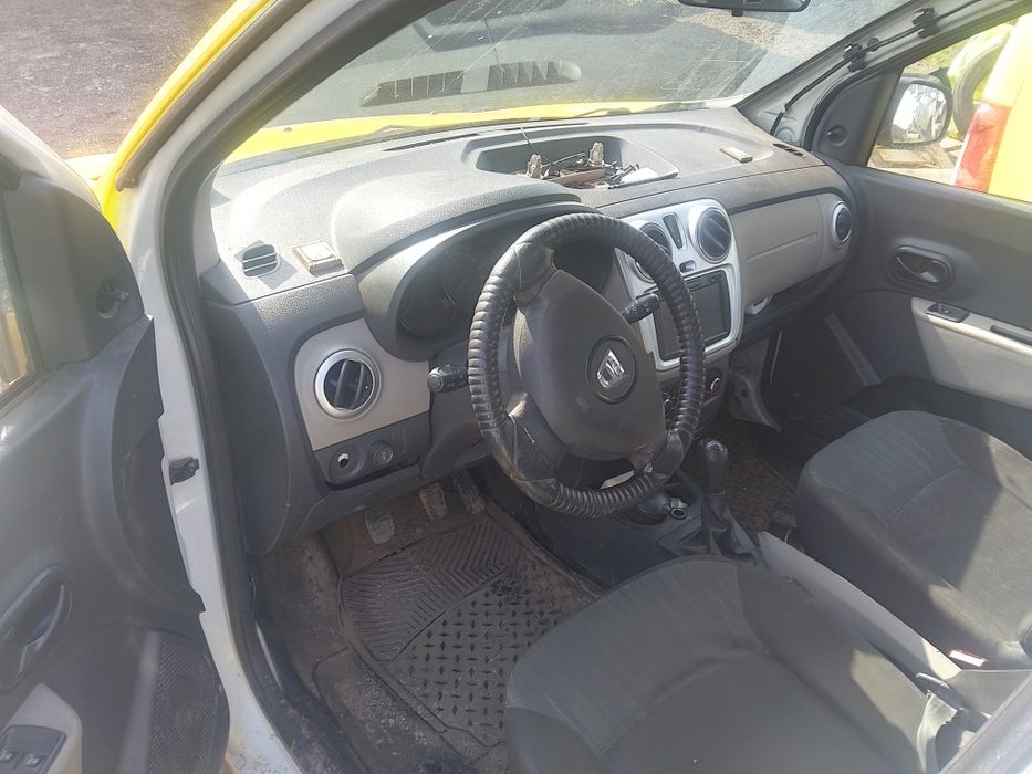 Дачия лоджи на части