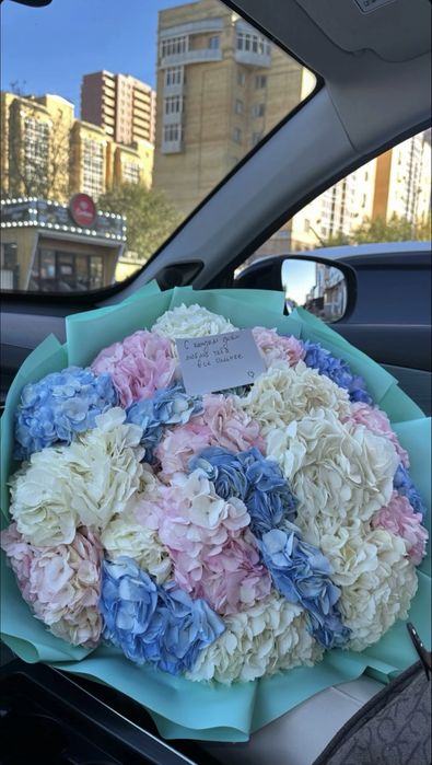 Букеты, цветочки г.Астана