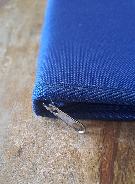 папка луксозна за документи с цип синя размер A4