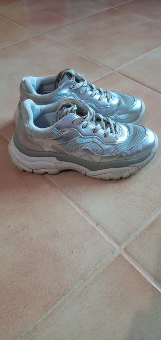 Детски спортни обувки 35 номер