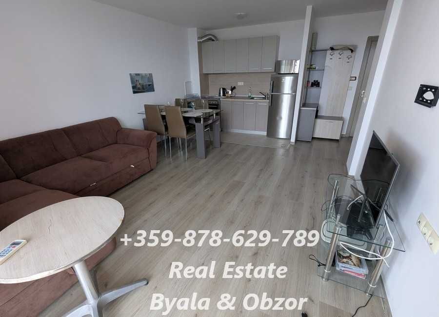 Двустаен апартамент с красива морска панорама в гр.Бяла