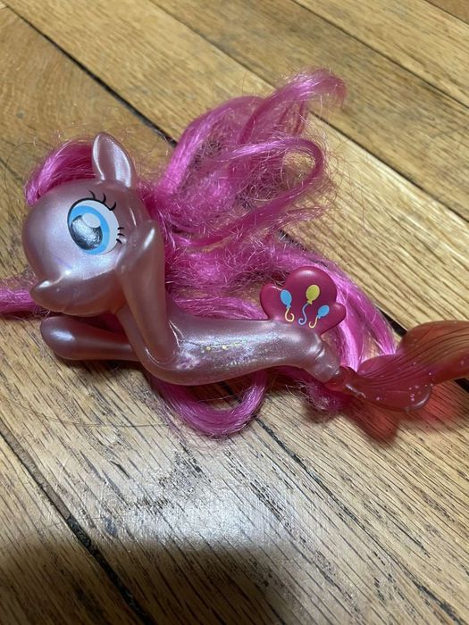 Пинки Пай като русалка колекция "Seapony"