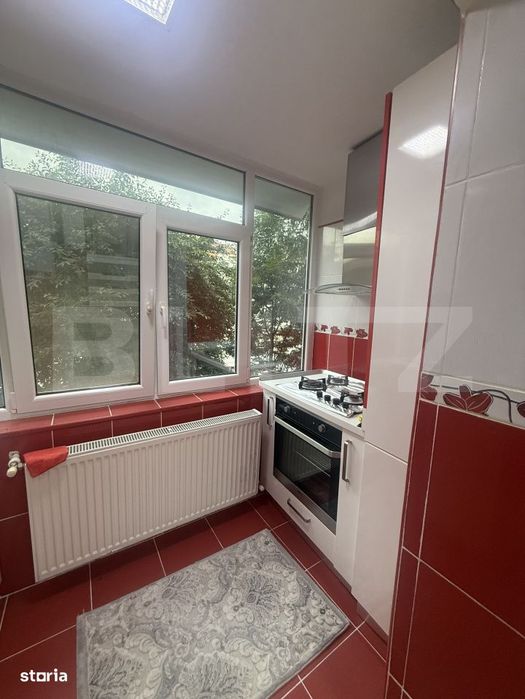 Apartament 3 camere, 70 mp, etaj 1- zona Micro 3