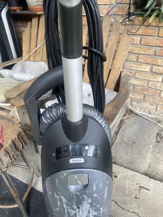 Продам пылесос Miele профессиональный!