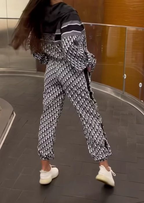 Срочно продаю спортивку