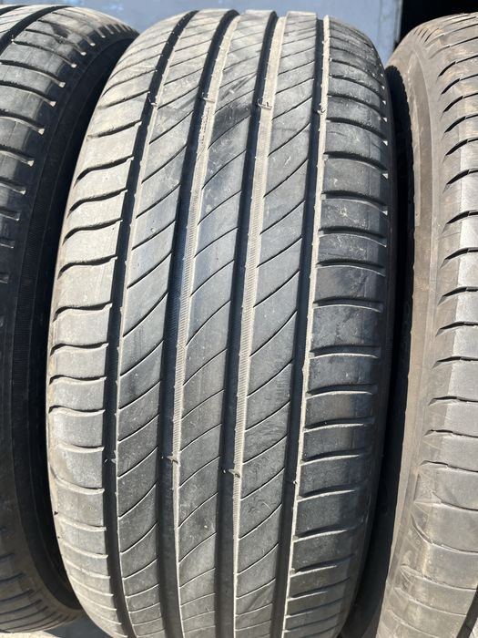 4 бр. летни гуми 215/55/17 Michelin DOT 1124/0722 5-6 mm