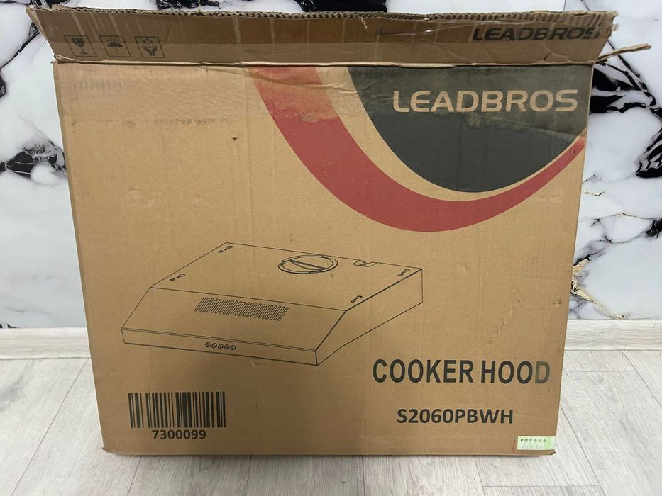 вытежка обсолютно новая