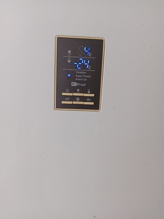 Продам холодильник Samsung