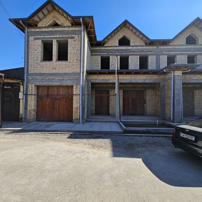 Кибрай Турк махалла!!! 4 соток 3 уровня  6 ком. Евро махалла!!!