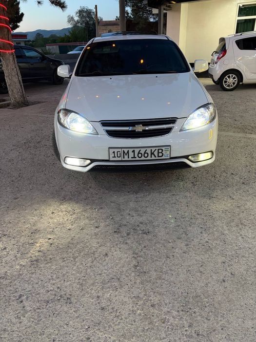 GENTRA sotiladi продается Автомобиль Gentra