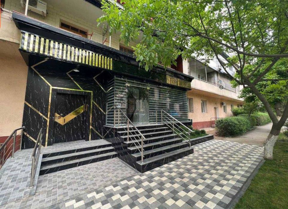 Юнуса Раджаби Космонавтов | 93кв - нежилое помещение Аренда