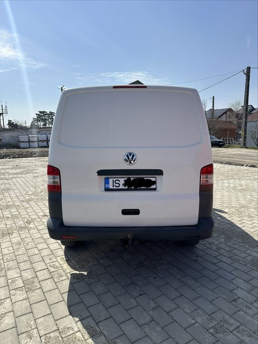Volkswagen Transporter T5 2.0 Diesel | Întreținut | Gata de munca