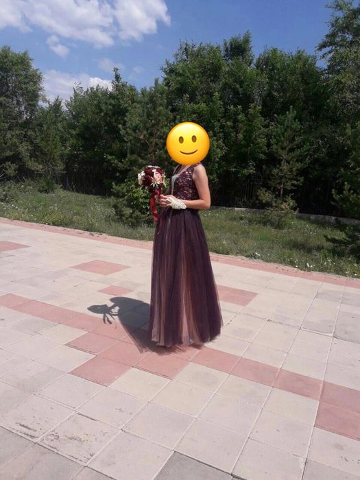 Платье вечернее