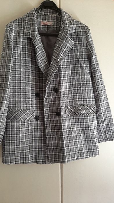 Yangi pidjak 1marta kiyilgan