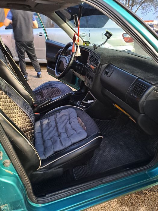 Продаётся машина фольксваген гольф 3