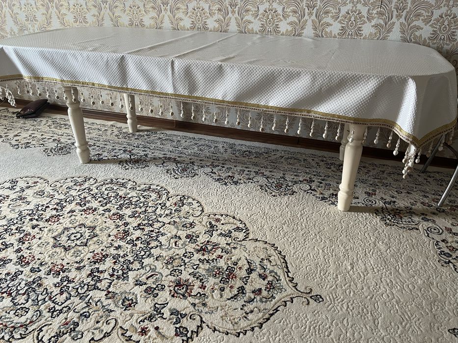 Продам стол 2м +50см отдам за 20000тг