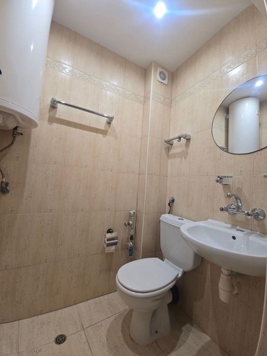 Тристаен апартамент, под наем, Гръцка махала