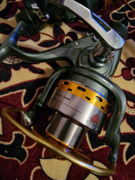 Продавам макари 3 бр