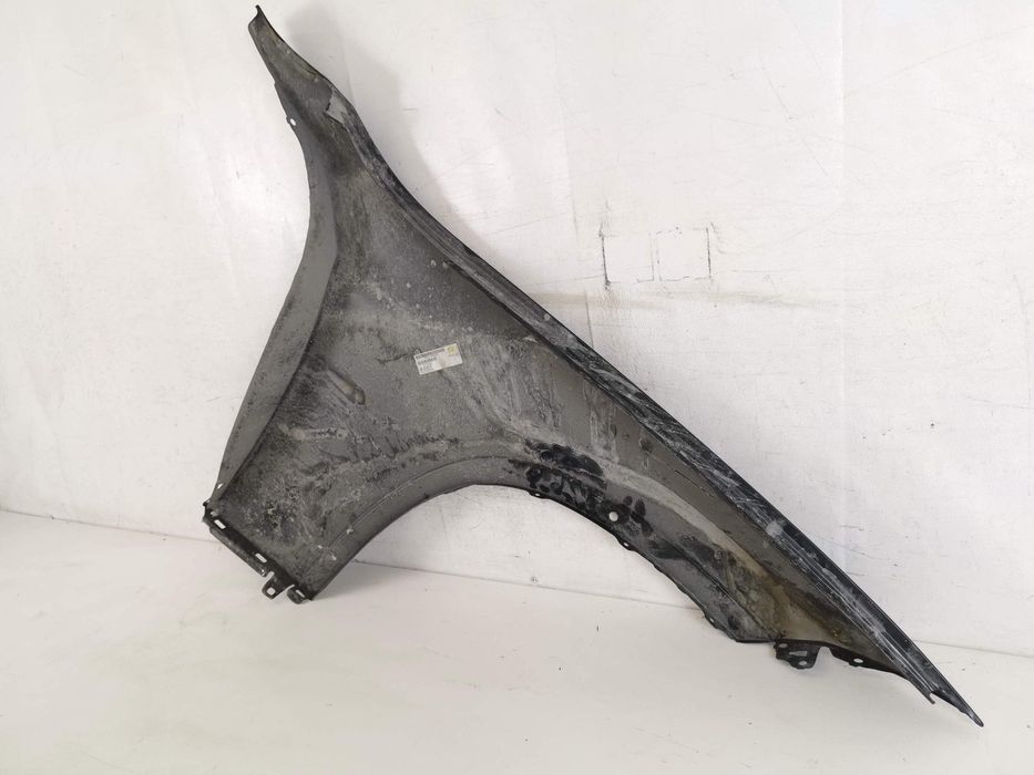 Ляв преден калник БМВ Х1 / BMW X1 E84 [ - ] В добро състояние