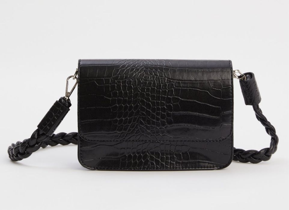 Черная женская суска