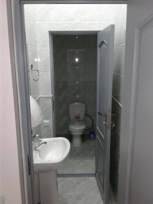 СДАЁТСЯ ОФИС в центре города 1200 у.е договорная