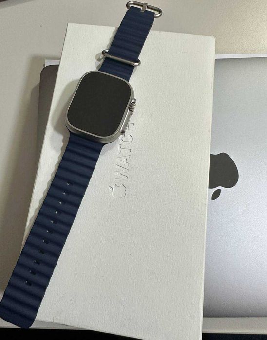 Продам Apple Watch Ultra 2 — идеальное состояние (99% батарея)
