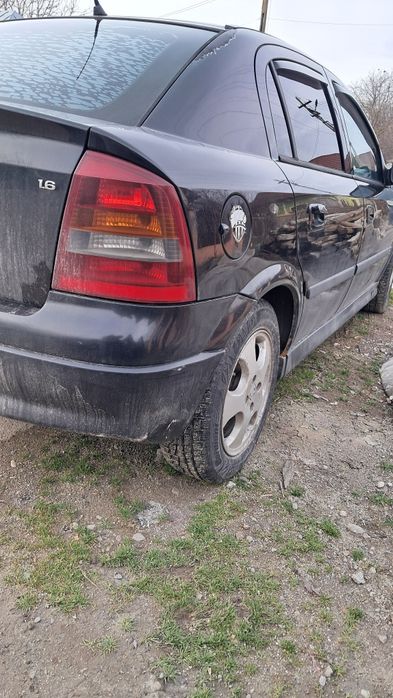 Se vinde Opel astra g