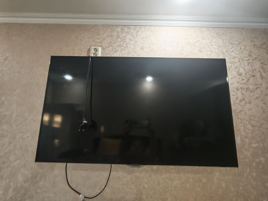 Продам телевизор Самсунг