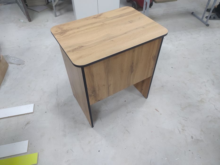 Парта ( без стульев )