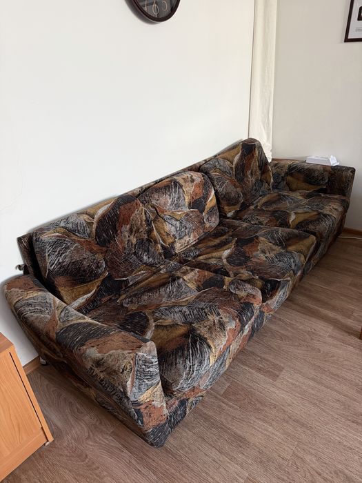 Диван и кресло б/у