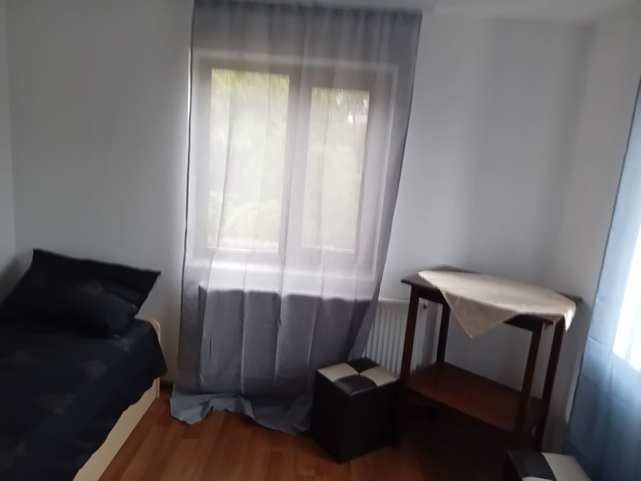 Casă nouă in Pecica teren generos locul în care îți poți produce hrană pt familie sau o mica afacere aproape de școli,primărie, spital,piață, magazine