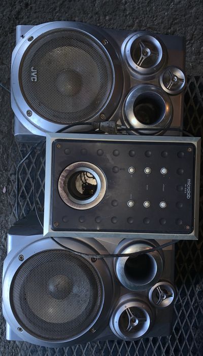 Продам колонки JVC