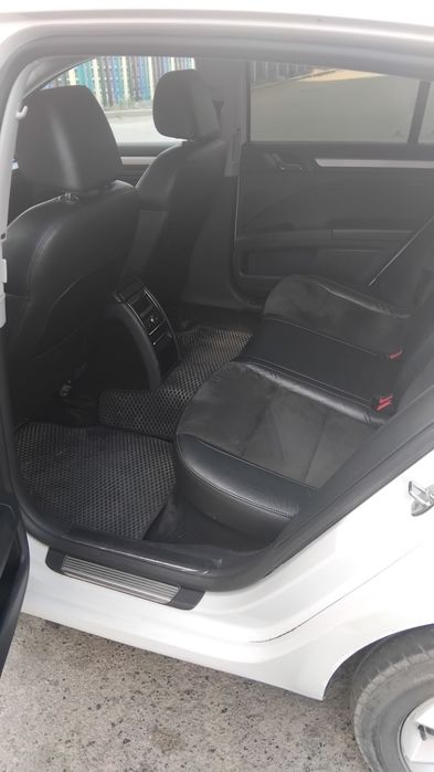 Продам машину Skoda Superb 2013