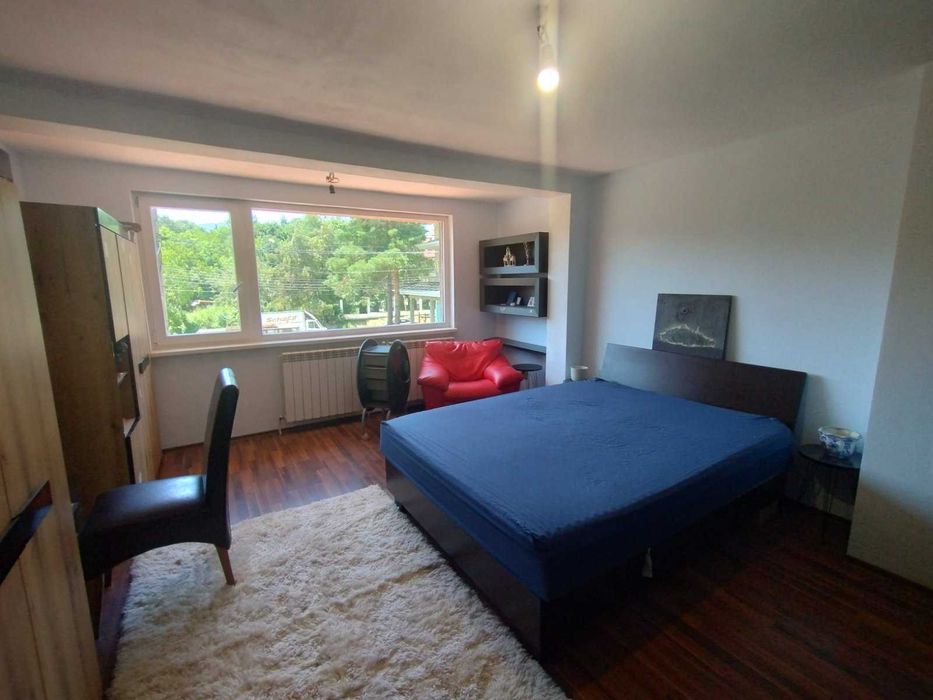 Дава се под наем Къща в Банкя - 330 кв.м за 1000 € - Снимка #7