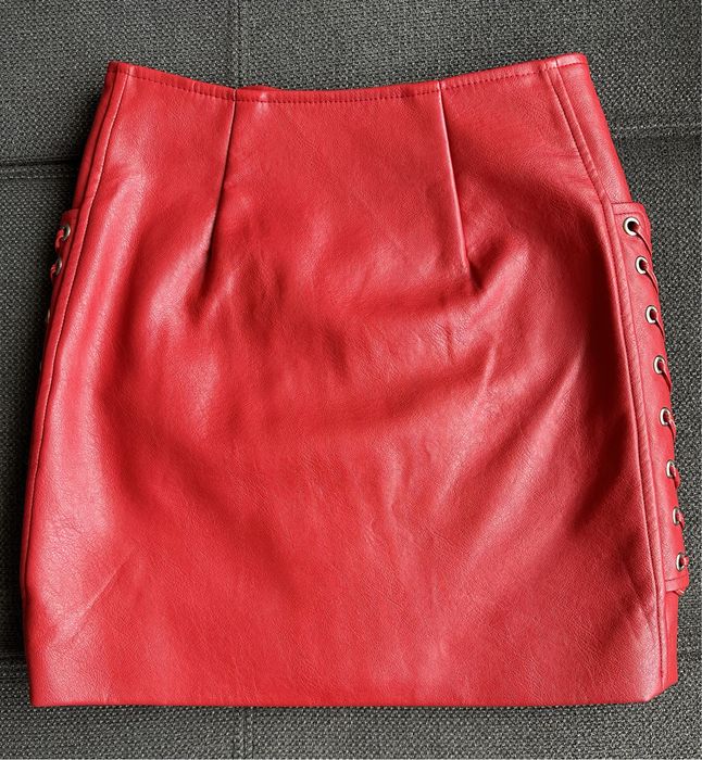 Дамска мини пола