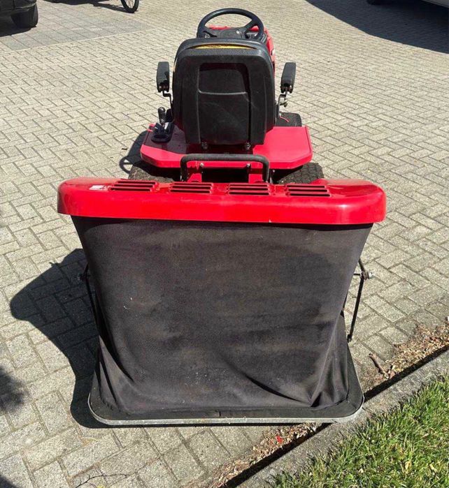 Tractoras De Gazonul HONDA– Motor Benzina – AUTOPROPULSAT