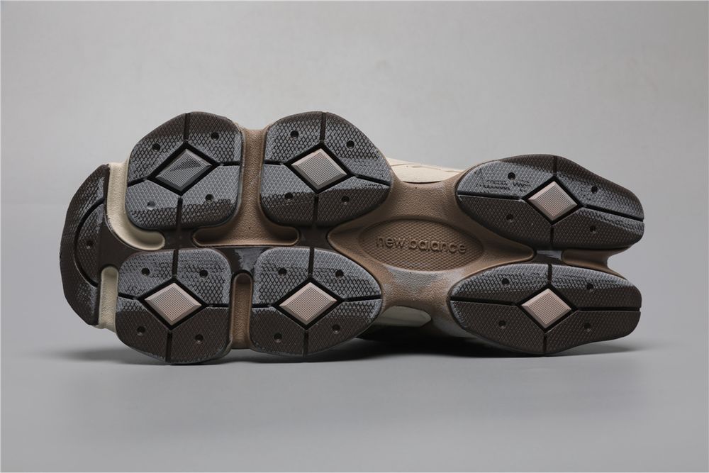 New Balance 9060 Mushroom U9060PB