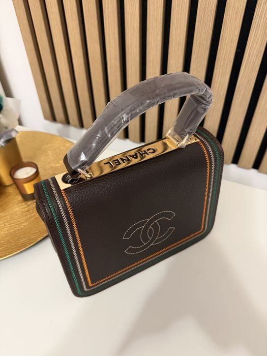 Geanta Chanel super calitate de mana maro auriu