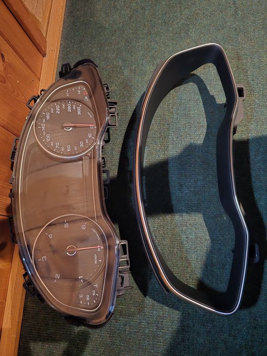 Ceasuri bord audi a6 c8