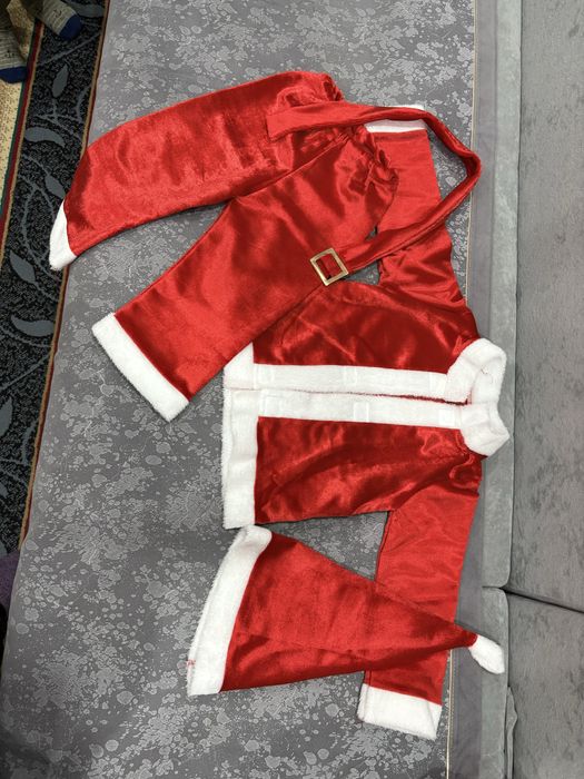 Продается костюм санты детский