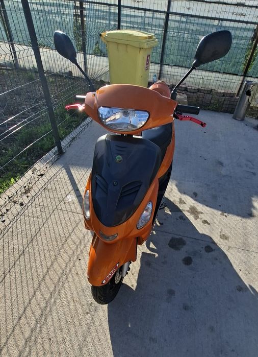 Vând scuter Pegasso 50cc